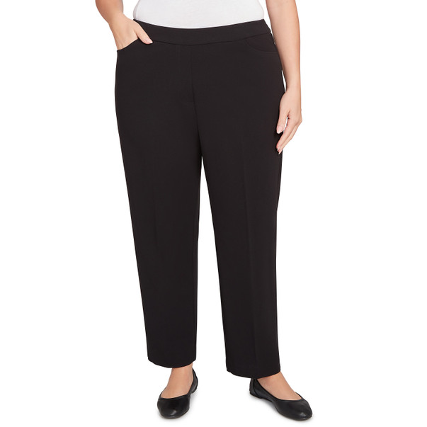 Plus Women's Black Crepe Knit Short Length Pant