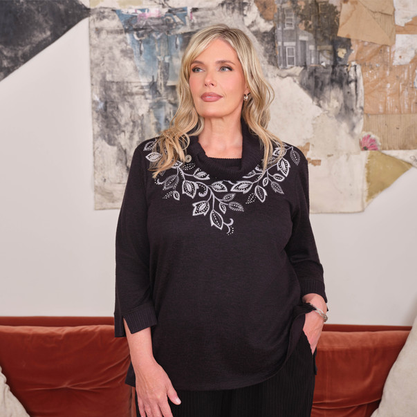 Women's Leaf Embroidered Rib Neck Top Women's Leaf Embroidered Rib Neck Top