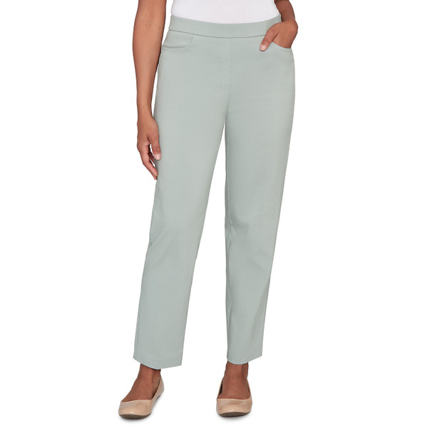 Petite Women's Modern Millennium Short Length Pant