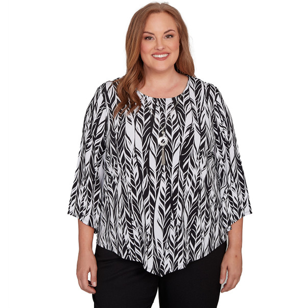BLACK/WHITE Plus Women's Puff Print Abstract Feather Top