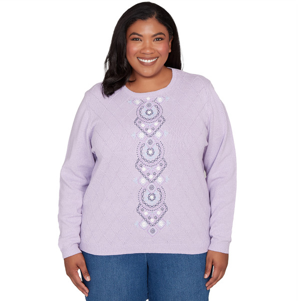 LILAC Plus Women's Center Embroidery Accent Sweater