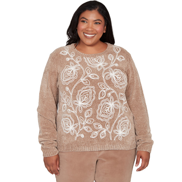Plus Women's Stitched Leaf Detail Chenille Sweater