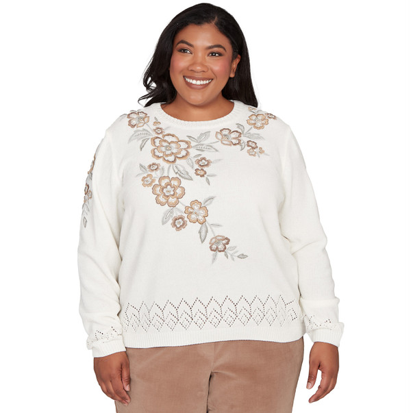 VANILLA Plus Women's Floral Embroidered Chenille Sweater