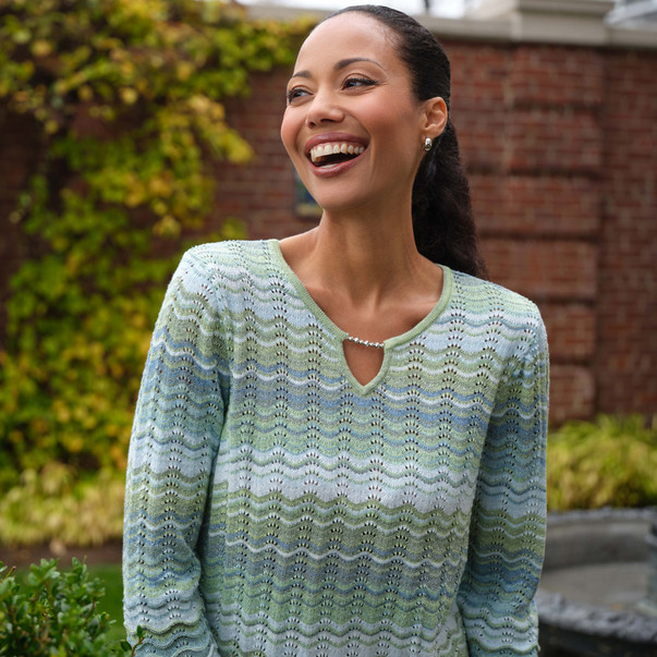 Petite Women's Textured Space Dye Split Neck Sweater