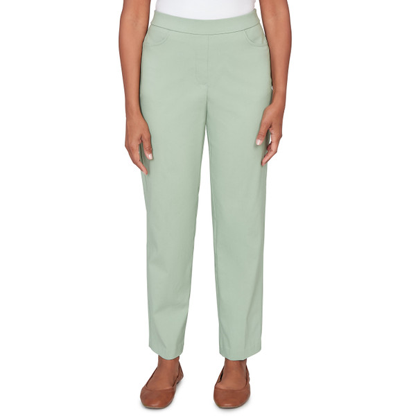 Petite Women's Tailored Stretch Front Pocket Short Length Pant