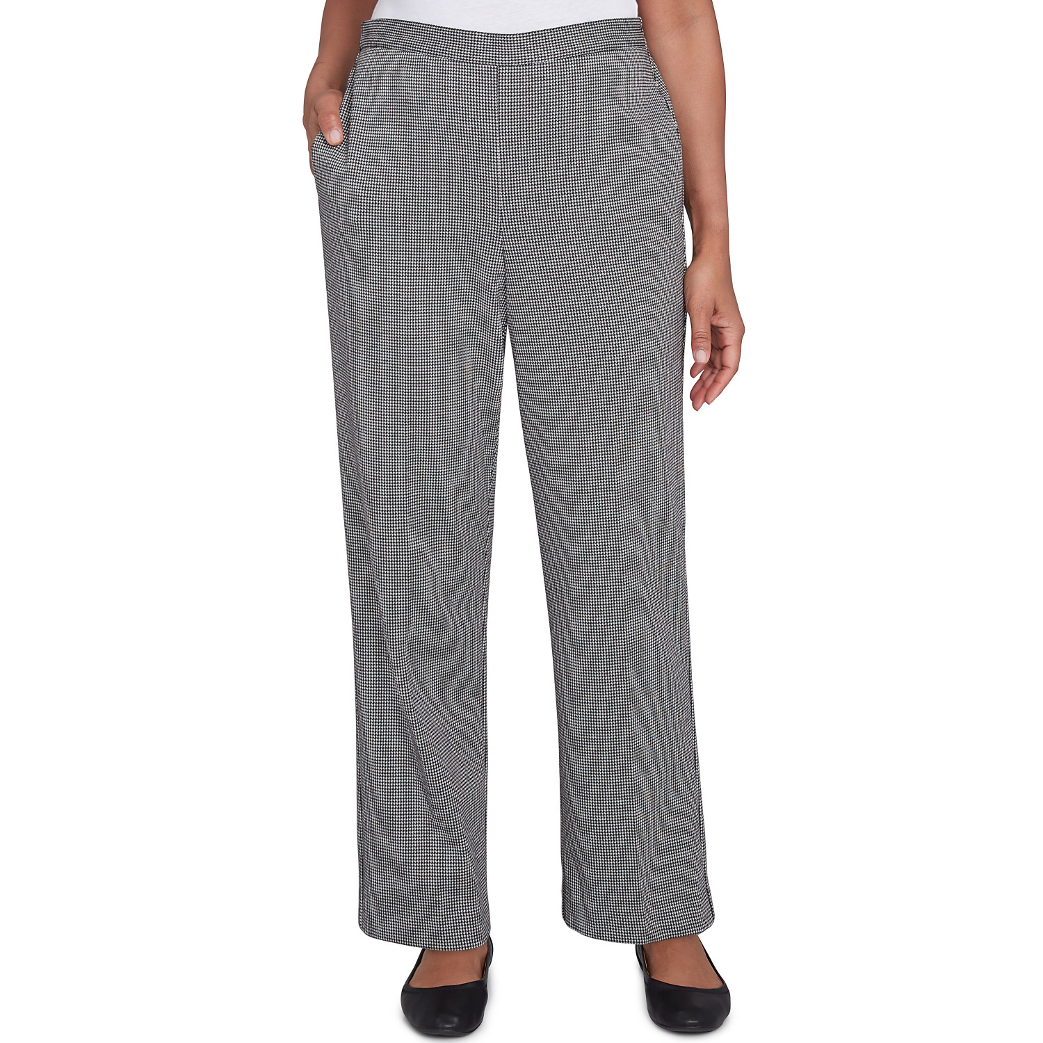 Women's Chic Pull On Houndstooth Short Length Pant