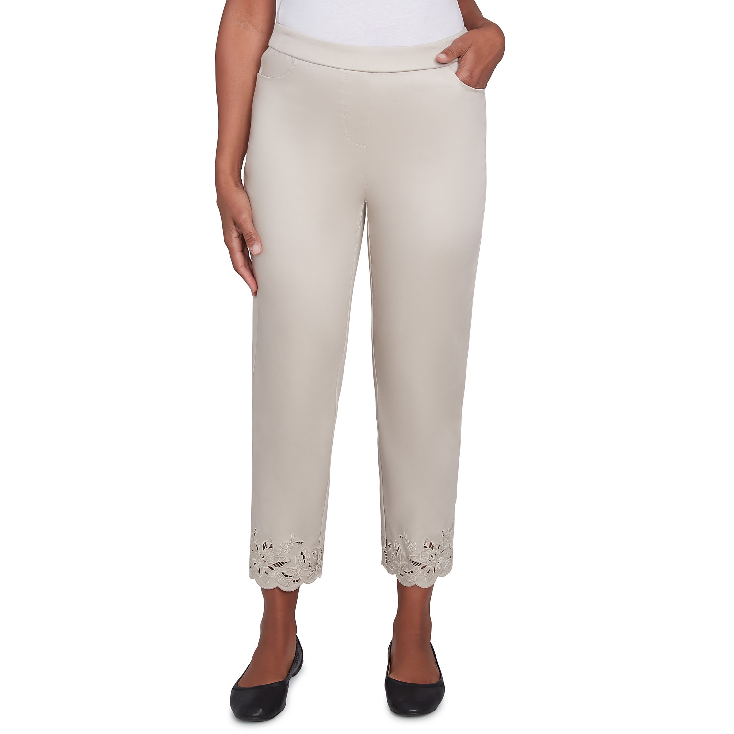 Women's Floral Cut Out Ankle Pant