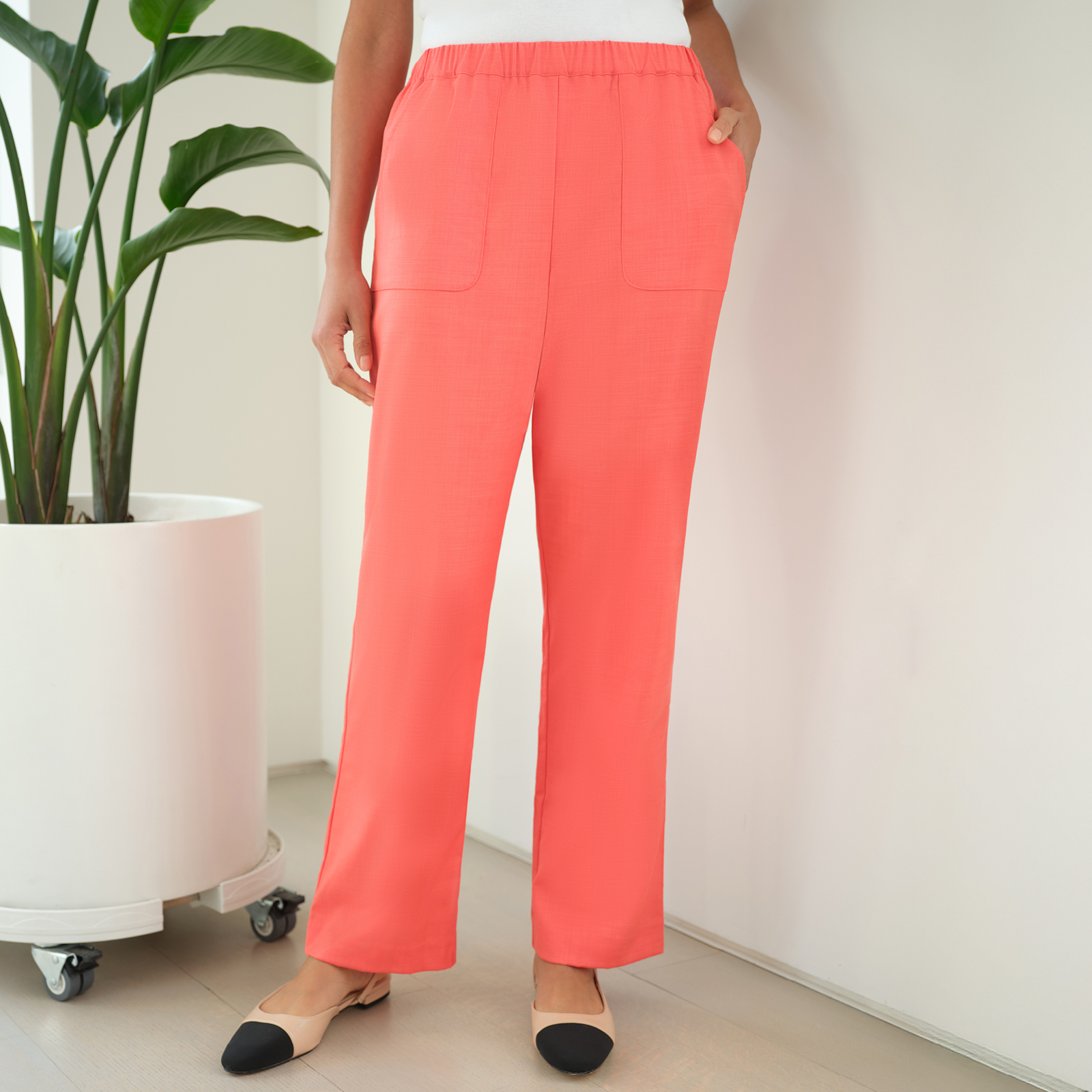 Women's Classic Balanced Side Pocket Short Length Pants