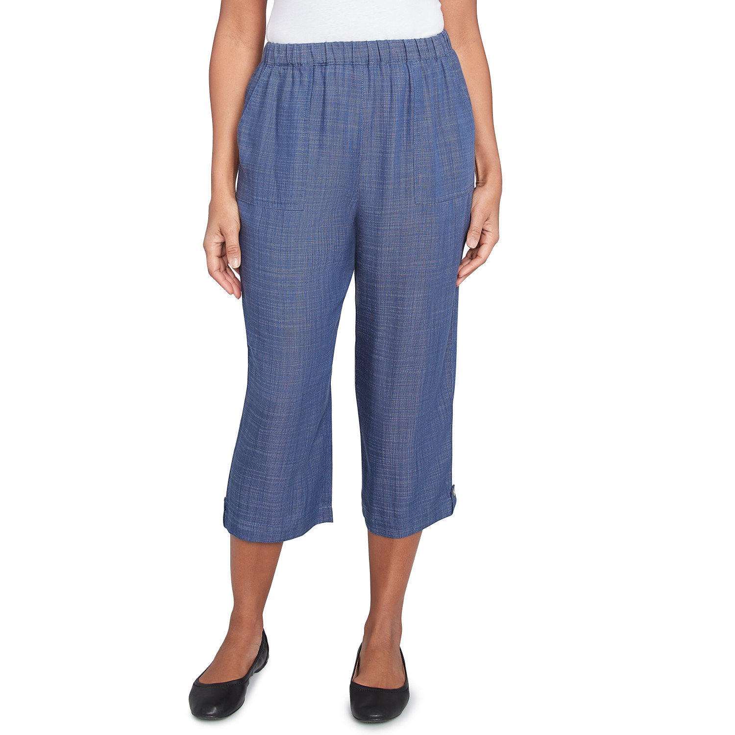 Women's Relaxed Button Tab Capri