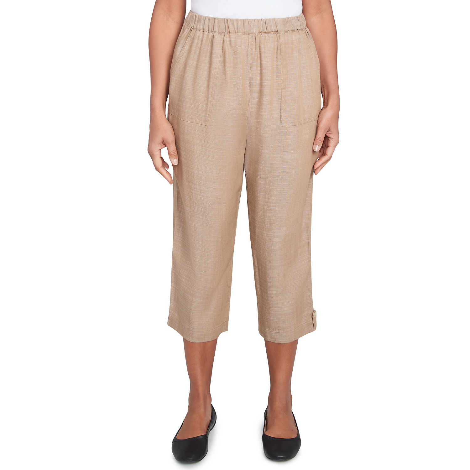 Petite Women's Relaxed Button Tab Capri