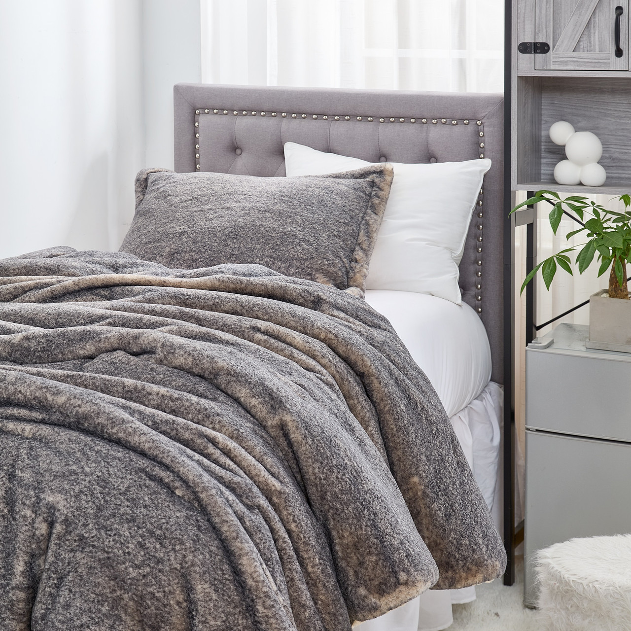 Polar Wolf - Coma Inducer® Oversized Comforter Set - Gray Brown