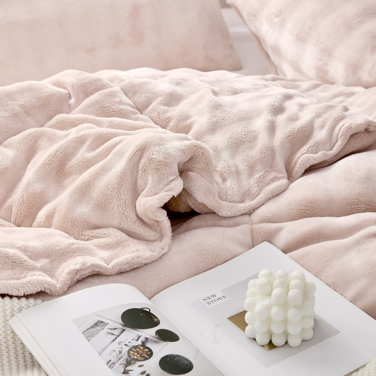 Git Puffy Cozy Whisper Pink Textured Cozy Plush Coma Inducer