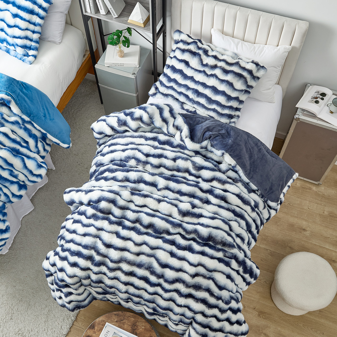 Freezin Waters® - Coma Inducer® Oversized Comforter - Navy Ocean