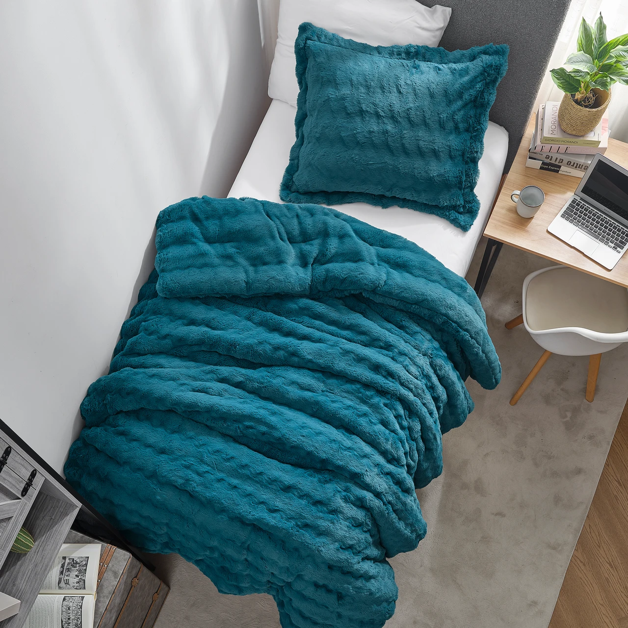 Roll Cakes® Chunky Bunny - Coma Inducer® Oversized Comforter Set ...