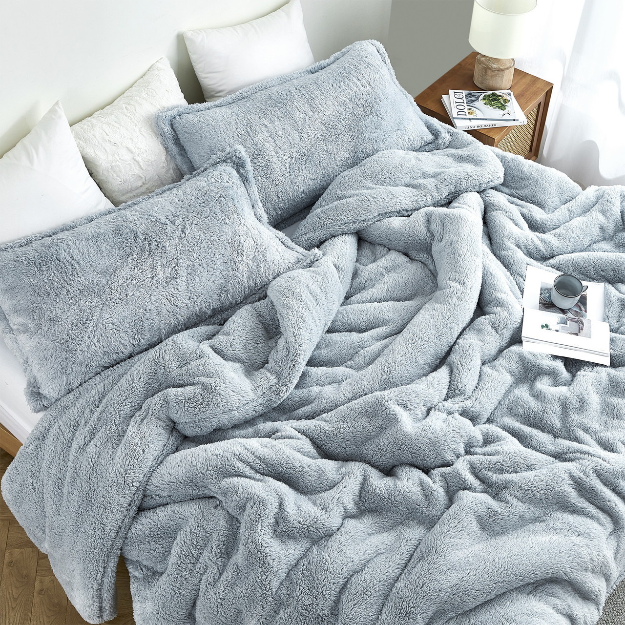 Coma Inducer® Oversized Comforter - The Original Plush - Frosted