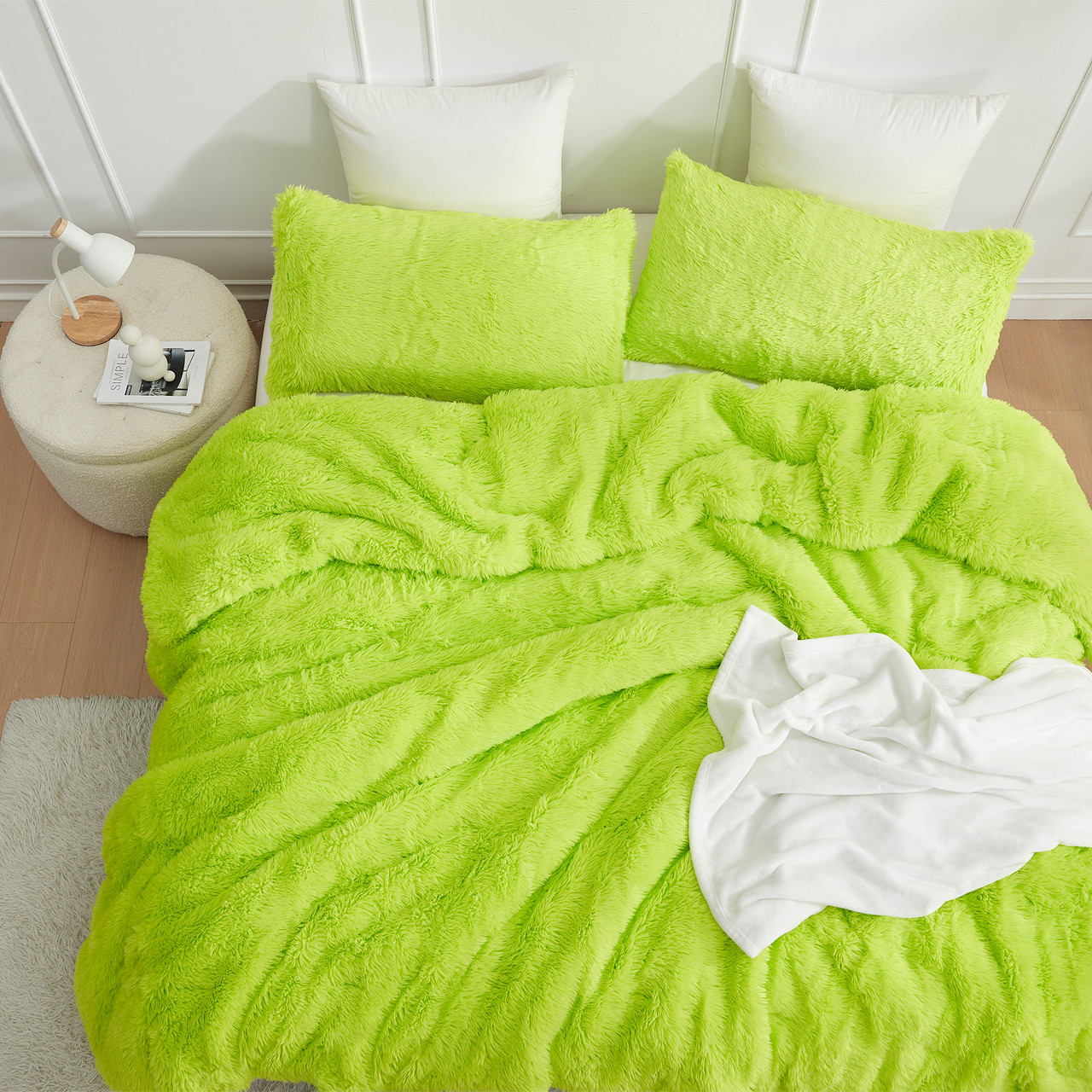 Full of Fluff - Coma Inducer® Oversized Comforter - Green Screen