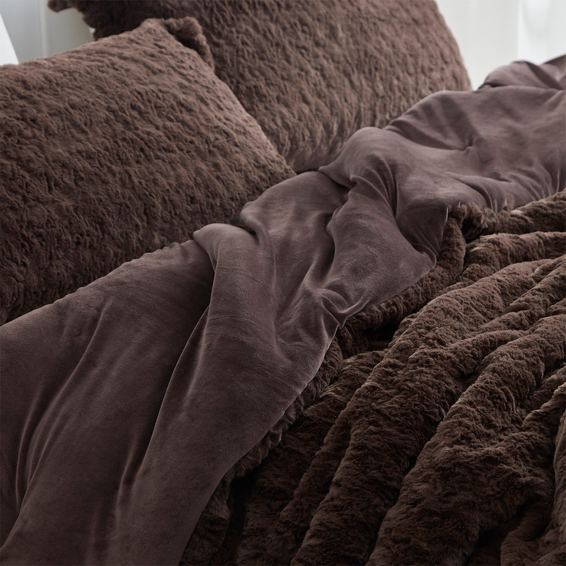 Fluffy Buffalo - Coma Inducer® Oversized Comforter - Earthtone Brown