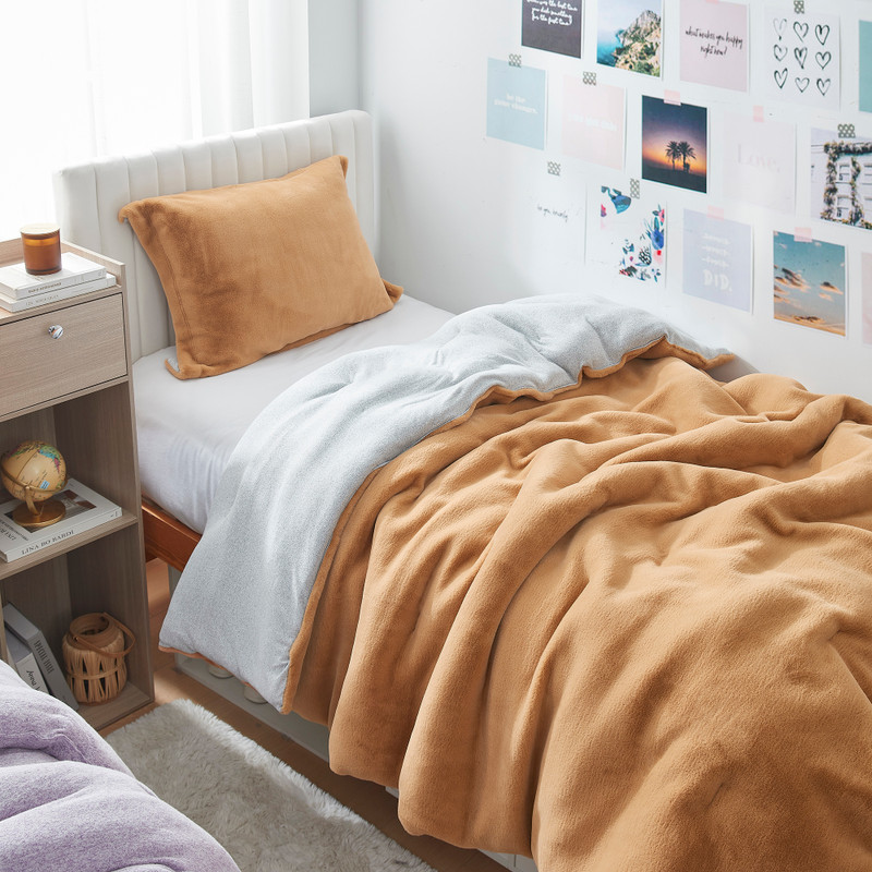 Warm Winter Bedding Essentials Cozy Plush Bedding Sized Extra Large Twin, Queen, or King