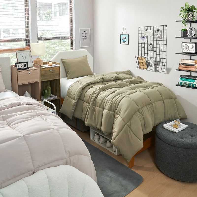 Best Bedding Sets for Guys Easy to Clean Nylon and Polyester Twin XL, Queen XL, King XL, or Alaskan King Bedding Essentials