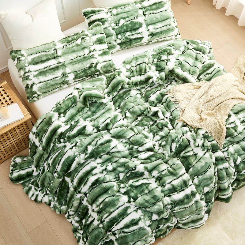 Extra Large Queen Plush Comforter Set Textured Jelly Rolls Chunky Bunny Faux Fur Queen Bedding Essentials