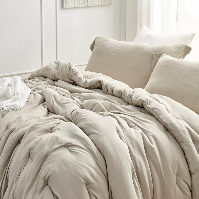 Trendy Taupe Bedroom Decor Ideas for Your Twin XL, Queen, King, or Alaskan King Sized Bed