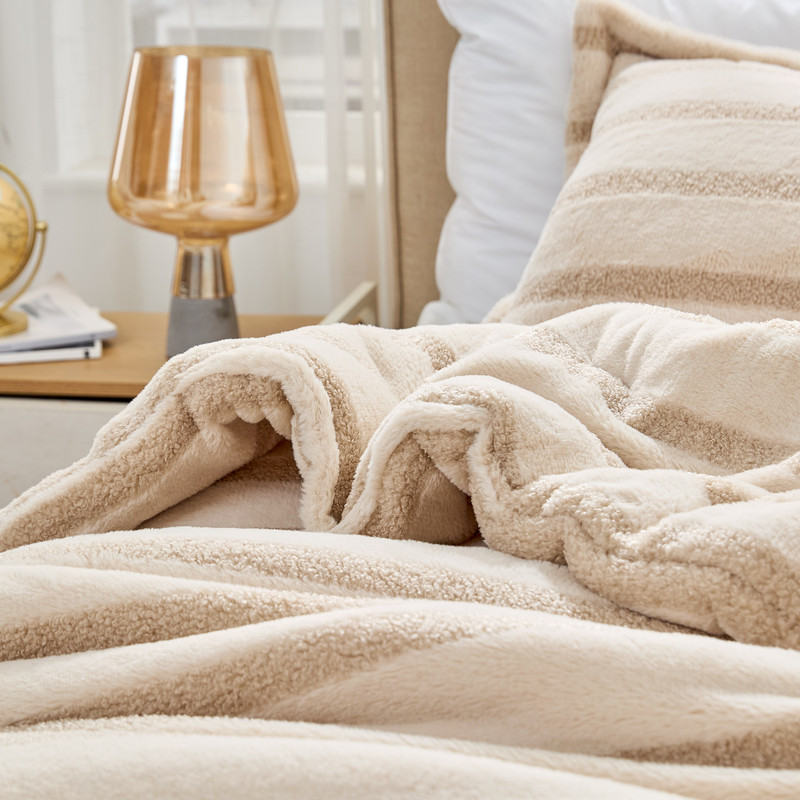 Cozzzzzzzzzzzzzzzzy - Coma Inducer® Oversized Comforter Set