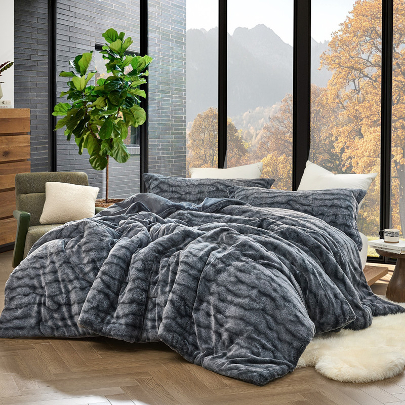 3 Piece Queen Bedding Set True Queen Oversized Bedspread and 2 Pack Standard Queen Pillow Shams