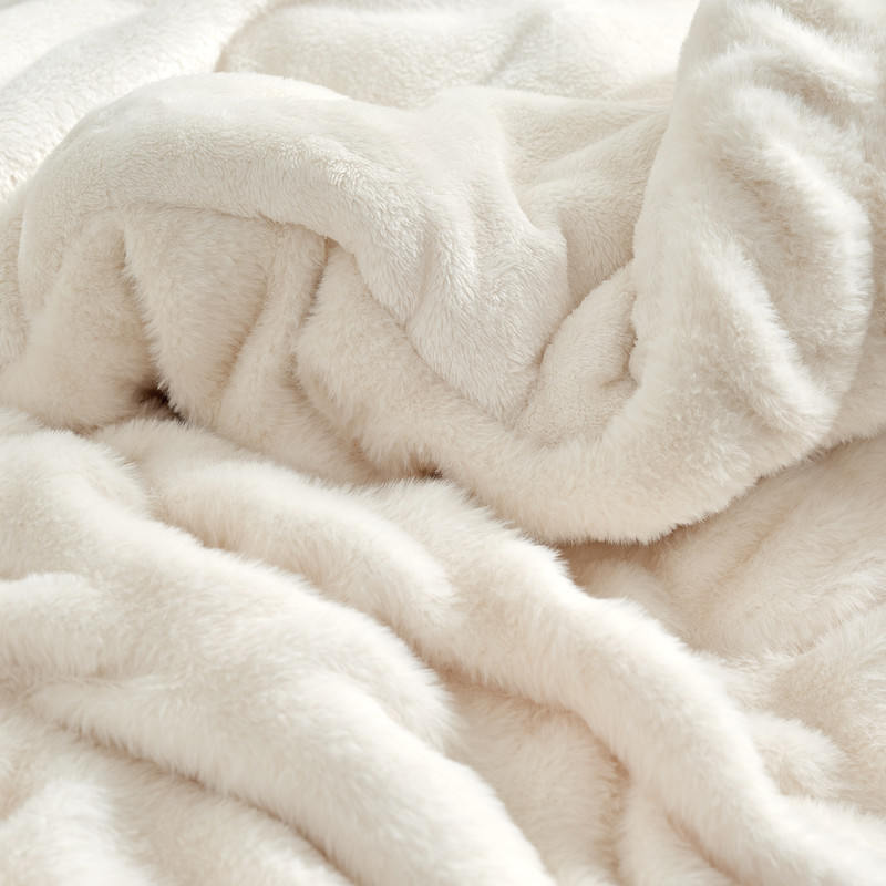 Wrinkle Rolls Chunky Bunny - Coma Inducer® Oversized Comforter Set - Cream Sands