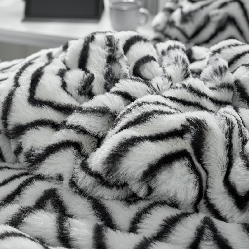 Snowball® Oceans - Coma Inducer® Oversized Comforter Set - Zebra Ripple