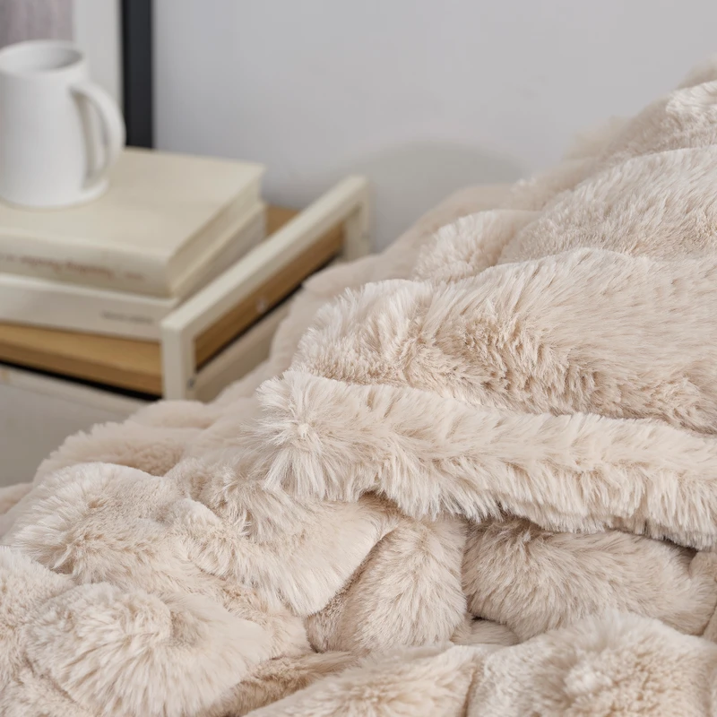 Roll Cakes Chunky Bunny® - Coma Inducer® Oversized Comforter Set - Desert Snowfall