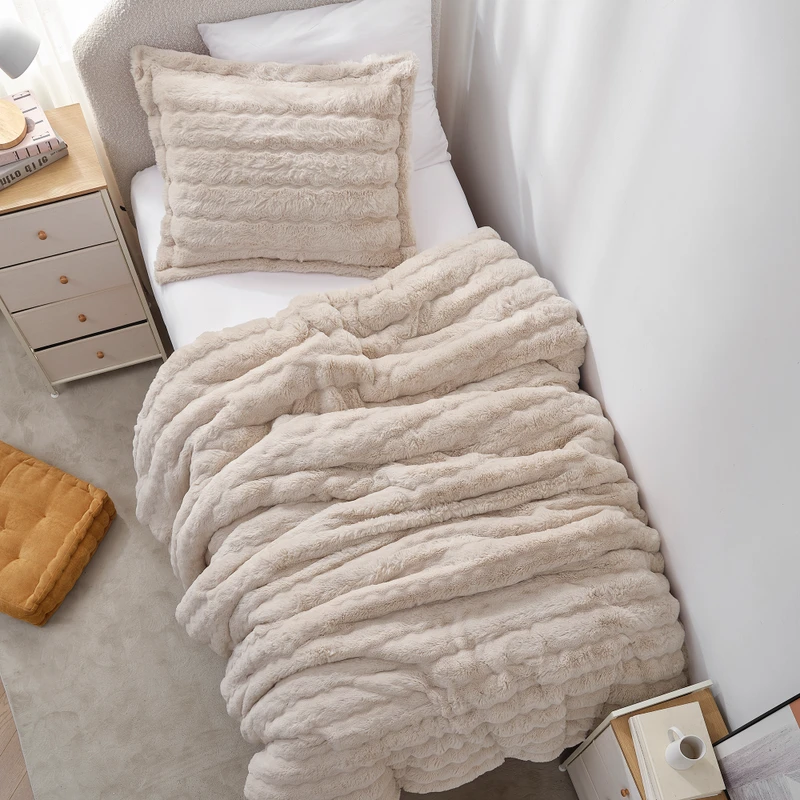 Roll Cakes Chunky Bunny® - Coma Inducer® Oversized Comforter Set - Desert Snowfall