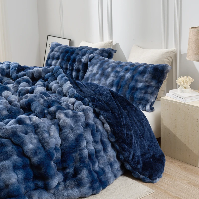 Snowball® Chunky Bunny®  - Coma Inducer® Oversized Comforter Set - Icy Blue