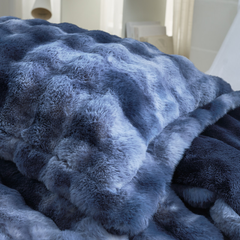 Snowball® Chunky Bunny®  - Coma Inducer® Oversized Comforter Set - Icy Blue