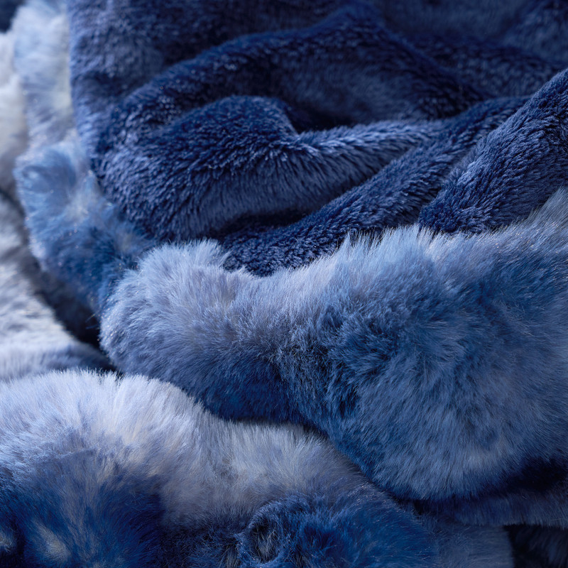 Snowball® Chunky Bunny®  - Coma Inducer® Oversized Comforter Set - Icy Blue
