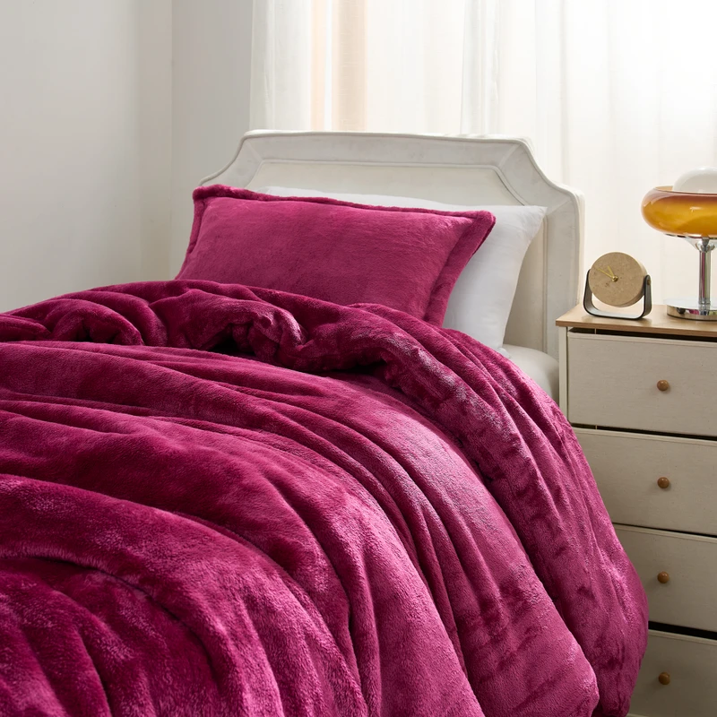 Me Too Comfy - Coma Inducer® Oversized Comforter Set - Winter Red Plum
