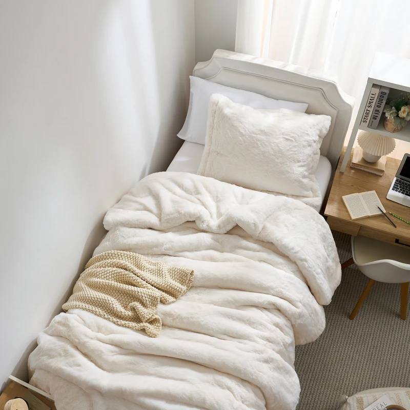The DNR Chunky Bunny® - Coma Inducer® Oversized Comforter Set - Creamy