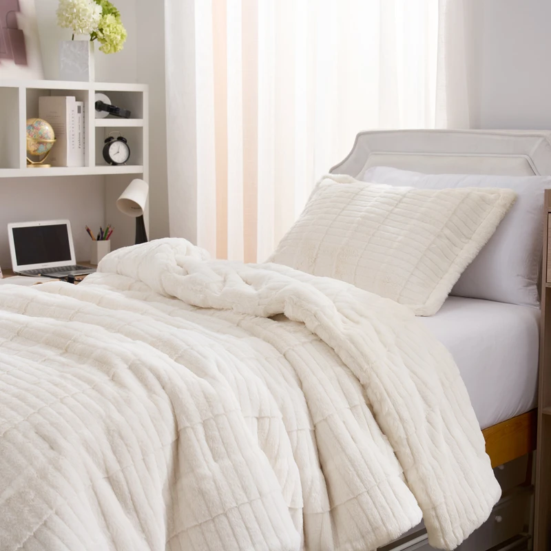Roll Cakes® Chunky Bunny® - Coma Inducer® Oversized Comforter Set - Natural Cream