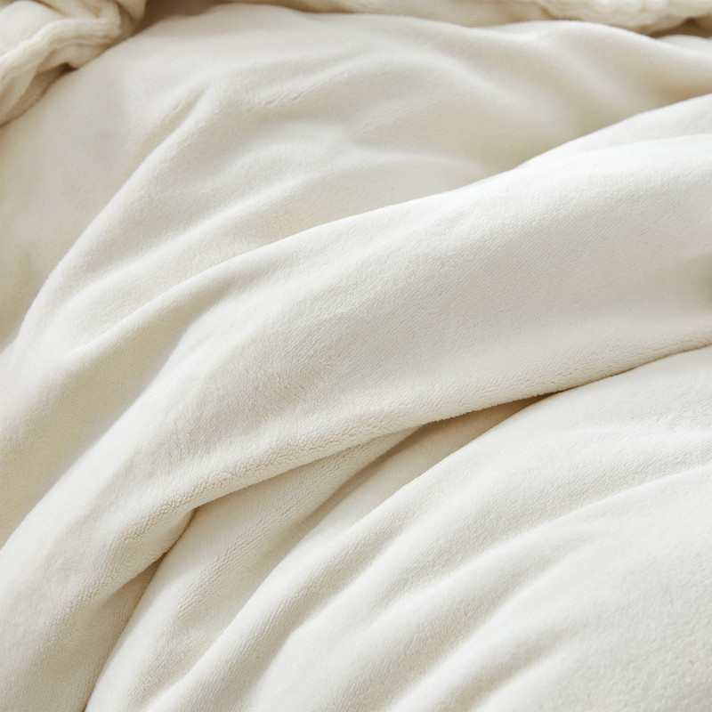 Easy to Match Off White Twin, Queen, King, and Alaskan King Extra Large Comforter Includes Matching Off White Standard or King Pillow Shams