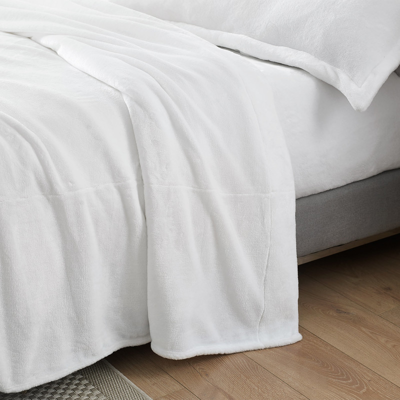 Most Comfortable Sheets Made with Plush Bedding Materials