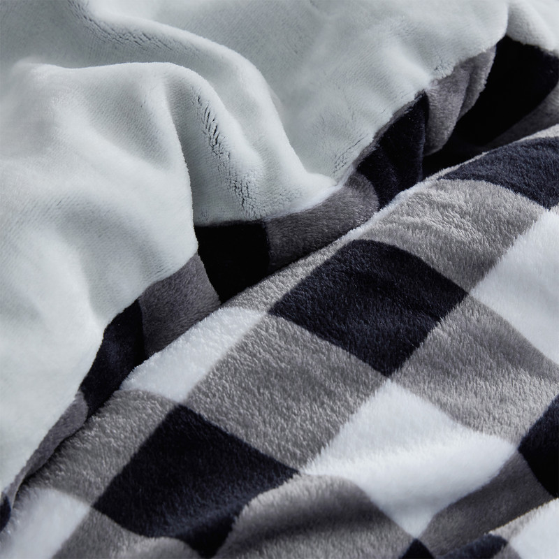 Patterned Coma Inducer Blanket White Gray and Black Tartan Plaid Machine Washable Comforter Set