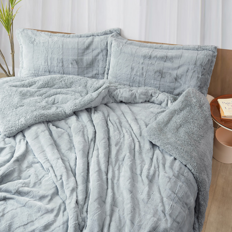 Warm Plush Bedding Essentials Faux Rabbit Fur Plush Twin, Queen, or King Oversized Bedspread