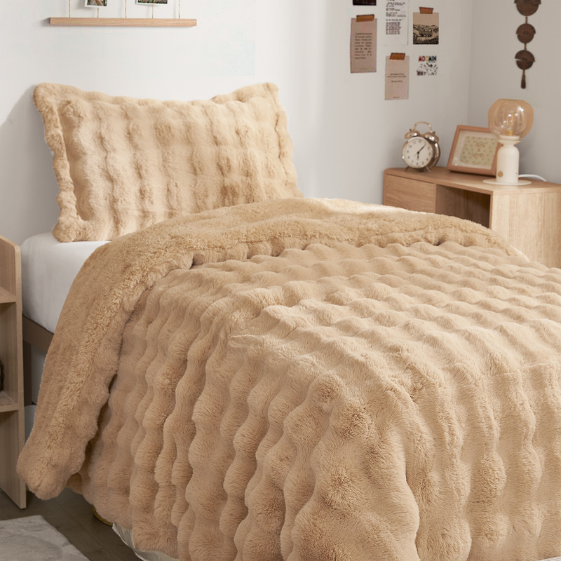 Extra Long and Extra Wide Twin, Queen, or King Plush Comforter Set Standard or King Pillow Covers Included