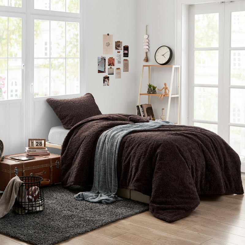 Neutral Bedroom Decor Ideas for Your Twin, Queen, or King Bed Soft and Stylish Bedding Essentials