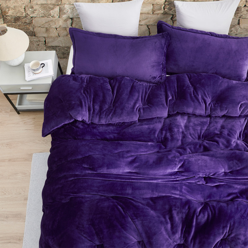 Machine Washable Oversized Comforter Sets Easy to Clean Coma Inducer Bedding Made with High Quality Plush Bedding Materials