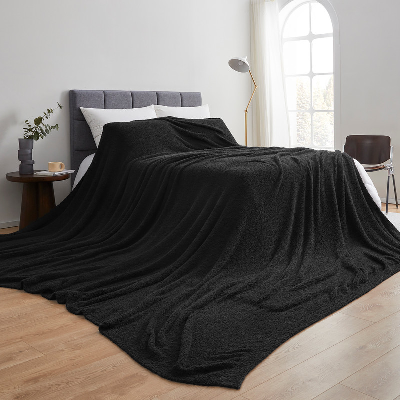 Longer than Long - Coma Inducer Plush Blanket - Black