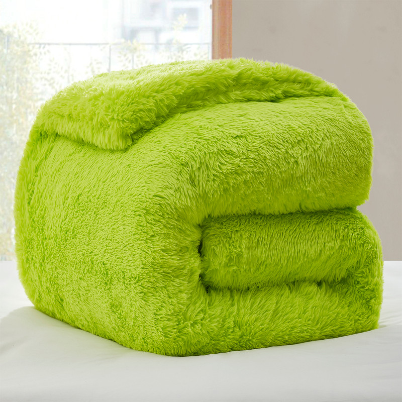 Full of Fluff - Coma Inducer® Oversized Comforter - Green Screen