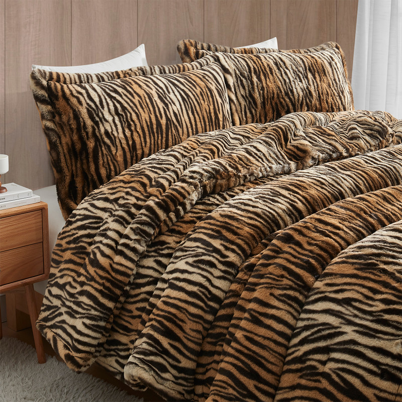 There's a Bengal in My Bed - Coma Inducer® Oversized Comforter - Black and Orange Stripes