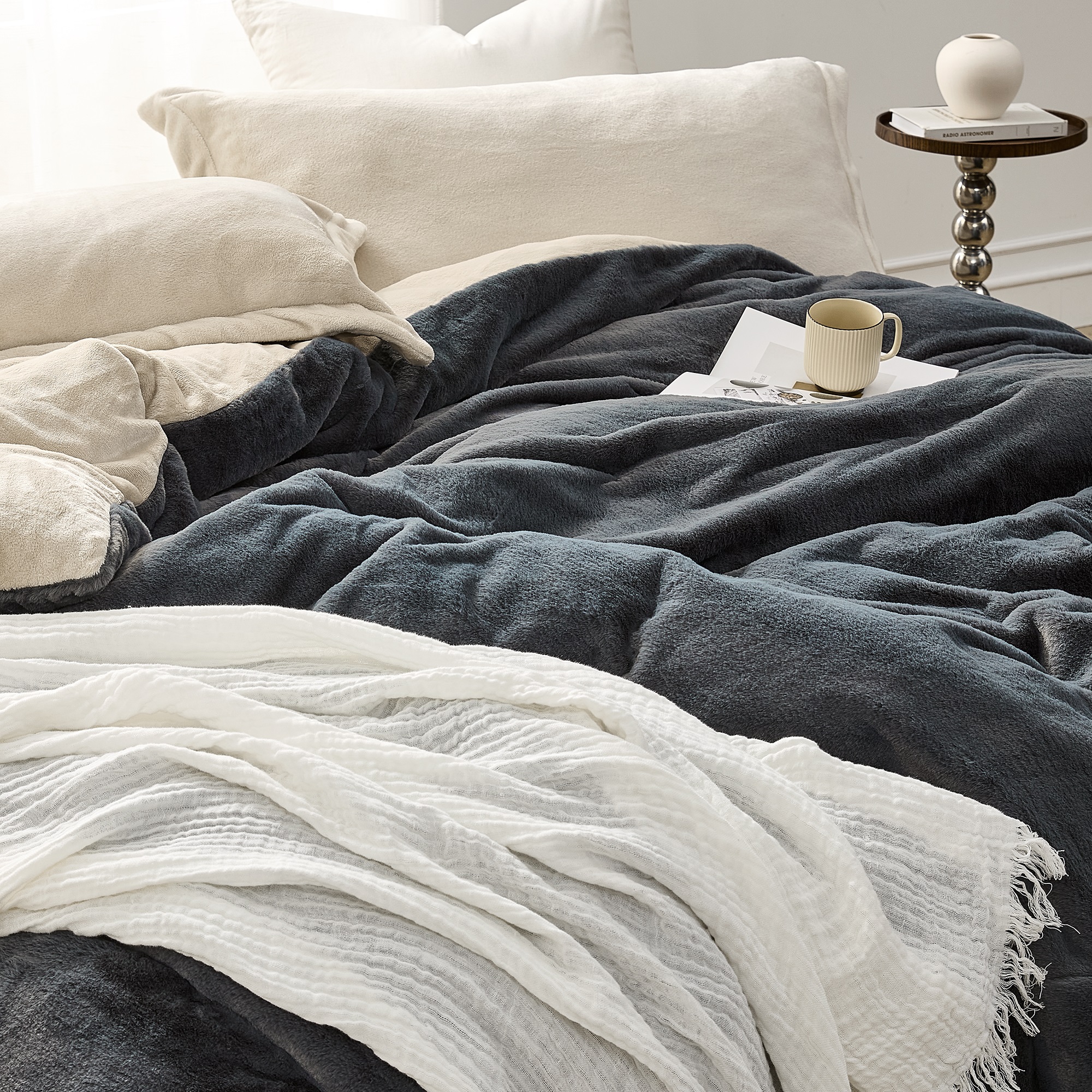 Plumpy Pudgy Portly Chunky Bunny - Coma Inducer® Duvet Cover