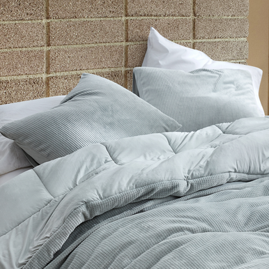 Feb_Gray__62216.1673634595.