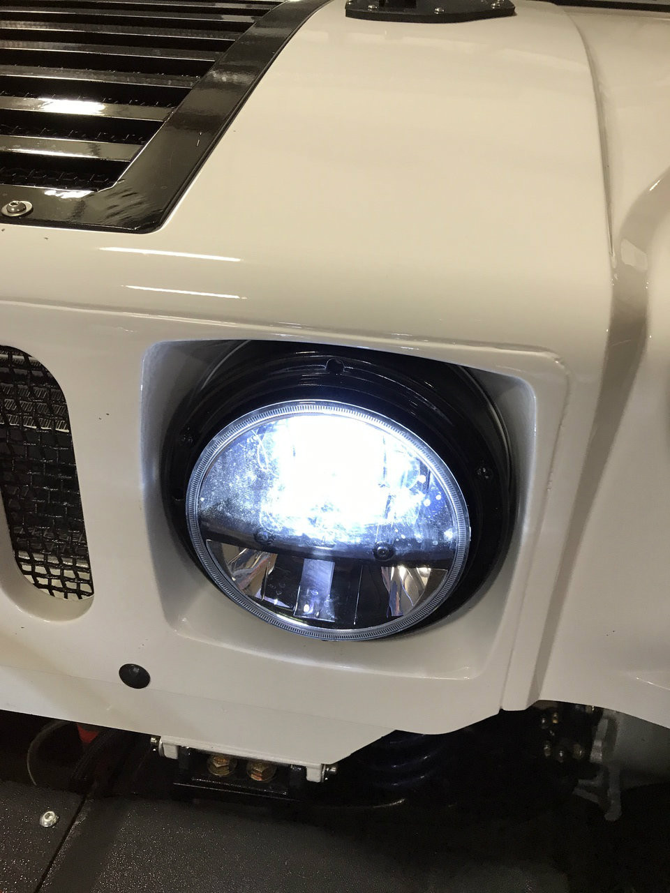 LED Headlight Kit Plug & Play 12 & 24V